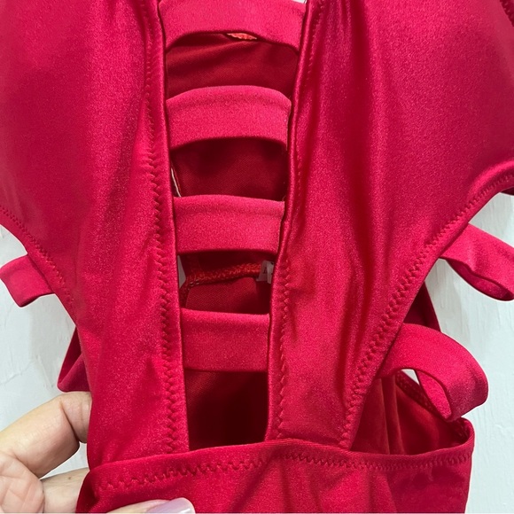 TINIBIKINI SWIMWEAR Women  Red Nylon Stretched Strapped One Piece NEW Size 8 - Picture 5 of 7